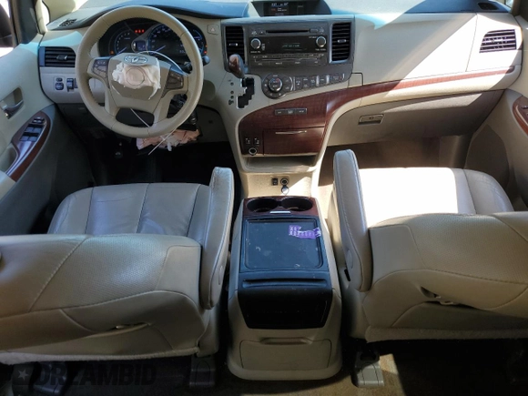 2013 Toyota Sienna XLE AAS with VIN 5TDYK3DC2DS384336, listed as a Copart auction lot 53405715 with 138,563 mi miles and Salvage Title. Bid and sale history available at carsss.com. Image 8.