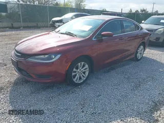 2015 Chrysler 200 Limited z VIN 1C3CCCAB4FN679177, wystawiony jako IAAI lot #41971635 z przebiegiem 186 855 mil mil oraz . Historia ofert i sprzedaży dostępna na DreamBid. Obrazek 2.