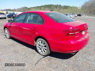 2015 Volkswagen Jetta SE с VIN 3VWD17AJ3FM239768, выставлен на аукционе IAAI как лот 41809453 с пробегом 151 967 миль миль и . История ставок и продаж доступна на DreamBid. Изображение 3.
