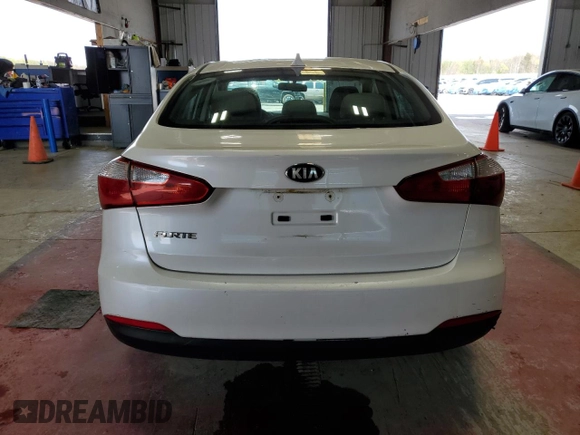 2014 Kia Forte LX with VIN KNAFX4A60E5139178, listed as a Copart auction lot 54976475 with Not Provided miles and Clean Title. Bid and sale history available at carsss.com. Image 6.