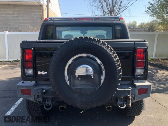 2006 Hummer H2 with VIN 5GRGN22U56H102463, listed as a Copart auction lot 54819425 with 100,096 mi miles and Clean Title. Bid and sale history available at carsss.com. Image 6.