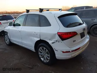 2014 Audi Q5 Premium Plus with VIN WA1LFAFP2EA076756, listed as a IAAI auction lot 41429593 with 134,592 mi miles. Bid and sale history available at carsss.com. Image 3.