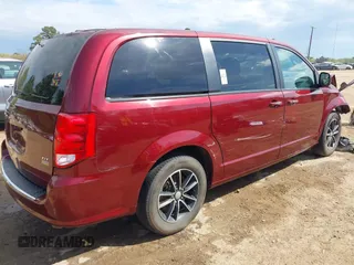 2019 Dodge Grand Caravan GT with VIN 2C4RDGEGXKR658847, listed as a IAAI auction lot 41870763 with 149,463 mi miles and . Bid and sale history available at DreamBid. Image 4.