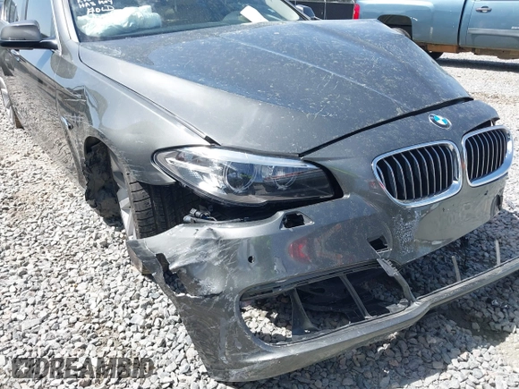 2014 BMW 5 Series 535i with VIN WBA5B1C53ED476527, listed as a IAAI auction lot 41827504 with Not Provided miles. Bid and sale history available at carsss.com. Image 17.
