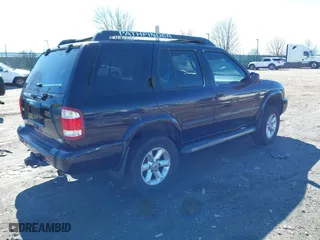 2004 Nissan Pathfinder SE with VIN JN8DR09Y04W915048, listed as a IAAI auction lot 41858200 with 146,134 mi miles. Bid and sale history available at carsss.com. Image 4.