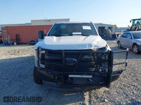 2019 Ford F-250 XL with VIN 1FT7W2B65KEE88135, listed as a IAAI auction lot 42452346 with 94,142 mi miles and . Bid and sale history available at DreamBid. Image 12.