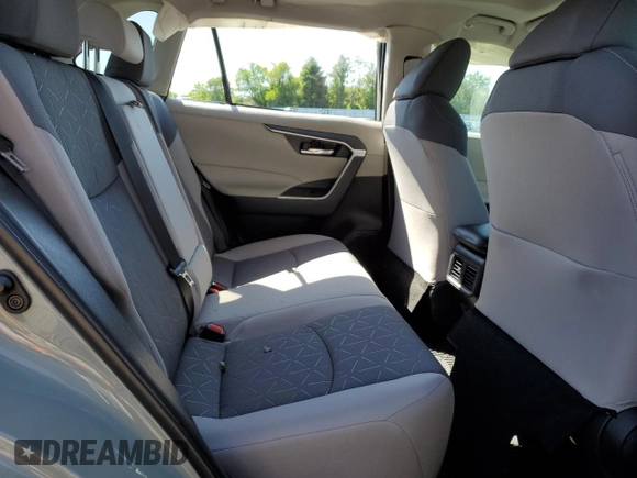 2022 Toyota RAV4 XLE with VIN 2T3P1RFV1NW259179, listed as a Copart auction lot 57253525 with 55,764 mi miles and Salvage title. Bid and sale history available at DreamBid. Image 11.
