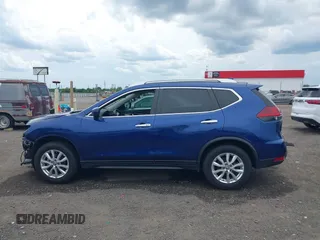 2020 Nissan Rogue SV z VIN JN8AT2MT4LW042639, wystawiony jako IAAI lot #42332896 z przebiegiem 62 966 mil mil oraz . Historia ofert i sprzedaży dostępna na DreamBid. Obrazek 15.