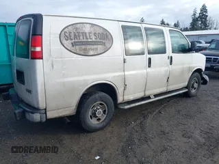 2014 GMC Savana Cargo Van with VIN 1GTW7FCA0E1915445, listed as a IAAI auction lot 41589958 with 279,942 mi miles. Bid and sale history available at carsss.com. Image 4.