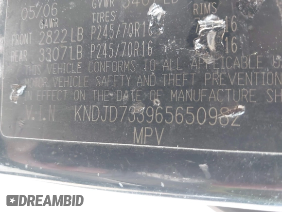 2006 Kia Sorento LX with VIN KNDJD733965650982, listed as a IAAI auction lot 42005208 with 189,991 mi miles and . Bid and sale history available at DreamBid. Image 9.