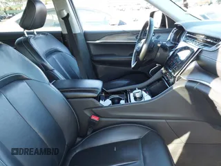 2021 Jeep Grand Cherokee Limited with VIN 1C4RJKBG6M8142905, listed as a IAAI auction lot 41576851 with 44,884 mi miles and . Bid and sale history available at DreamBid. Image 5.