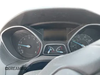 2017 Ford Focus SE с VIN 1FADP3F28HL204391, выставлен на аукционе IAAI как лот 41786975 с пробегом Не указан миль и . История ставок и продаж доступна на DreamBid. Изображение 15.