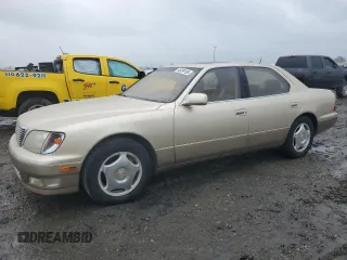 2000 Lexus LS 400 with VIN JT8BH28F2Y0180338, listed as a Copart auction lot 46099195 with 241,041 mi miles and Salvage Title. Bid and sale history available at carsss.com. Image 1.