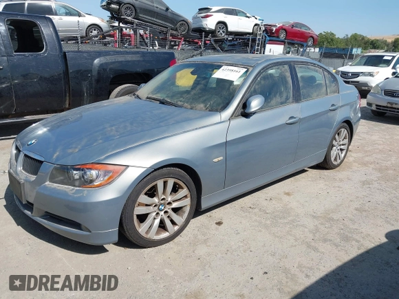 2006 BMW 3 Series 325i with VIN WBAVB13506PT17948, listed as a IAAI auction lot 42398161 with 111,885 mi miles and . Bid and sale history available at DreamBid. Image 2.