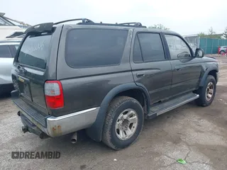 1997 Toyota 4Runner SR5 с VIN JT3HN86R0V0087189, выставлен на аукционе IAAI как лот 42440006 с пробегом Не указан миль и . История ставок и продаж доступна на DreamBid. Изображение 4.