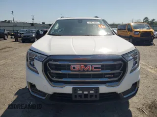 2023 GMC Terrain AT4 z VIN 3GKALYEG4PL127707, wystawiony jako Copart lot #61876075 z przebiegiem 24 631 mil mil oraz Szkoda całkowita • Salvage title. Historia ofert i sprzedaży dostępna na DreamBid. Obrazek 5.