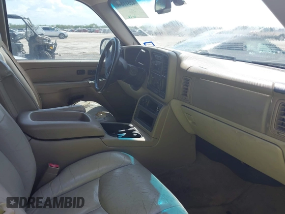 2004 Chevrolet Tahoe LT with VIN 1GNEC13Z14R188193, listed as a IAAI auction lot 42511846 with 225,660 mi miles and . Bid and sale history available at DreamBid. Image 5.