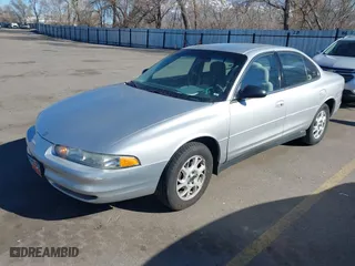 2002 Oldsmobile Intrigue GX with VIN 1G3WH52H02F104930, listed as a IAAI auction lot 41882923 with 187,601 mi miles. Bid and sale history available at carsss.com. Image 2.