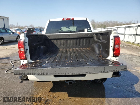 2018 Chevrolet Silverado 1500 LT with VIN 3GCUKREC0JG596842, listed as a Copart auction lot 47394105 with 135,583 mi miles and Salvage Title. Bid and sale history available at carsss.com. Image 6.