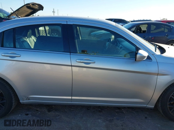 2012 Chrysler 200 S with VIN 1C3CCBHGXCN188538, listed as a IAAI auction lot 41085313 with 107,002 mi miles and . Bid and sale history available at DreamBid. Image 12.