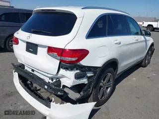 2019 Mercedes-Benz GLC with VIN WDC0G4JB0KV172130, listed as a IAAI auction lot 42094565 with 40,013 mi miles. Bid and sale history available at carsss.com. Image 4.