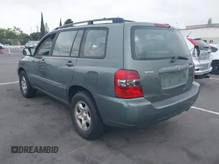 2005 Toyota Highlander with VIN JTEGD21A750108737, listed as a IAAI auction lot 42587921 with 207,233 mi miles and . Bid and sale history available at DreamBid. Image 3.
