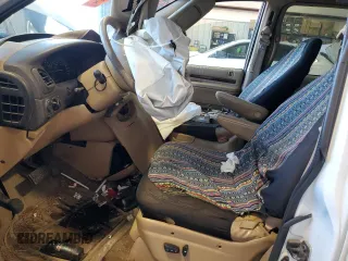 2000 Chrysler Town & Country LXi with VIN 1C4GP54L8YB549019, listed as a Copart auction lot 49186805 with 186,815 mi miles and Salvage Title. Bid and sale history available at carsss.com. Image 7.