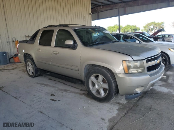 2007 Chevrolet Avalanche LT w/2LT with VIN 3GNEC12J97G224793, listed as a Copart auction lot 70092464 with 147,643 mi miles and Clean Title. Bid and sale history available at carsss.com. Image 4.