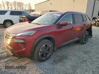 2024 Nissan Rogue SV z VIN JN8BT3BA1RW005228, wystawiony jako Copart lot #50390705 z przebiegiem 6302 mil mil oraz Szkody całkowita. Historia ofert i sprzedaży dostępna na DreamBid. Obrazek 1.