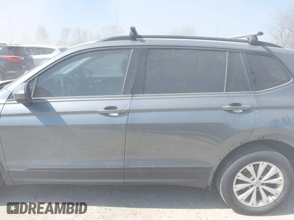 2018 Volkswagen Tiguan S with VIN 3VV0B7AX7JM104662, listed as a IAAI auction lot 41781658 with 235,461 mi miles and . Bid and sale history available at DreamBid. Image 15.