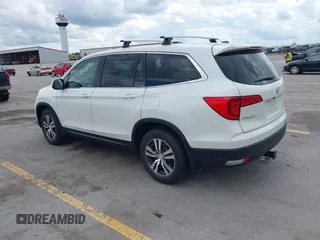 2017 Honda Pilot EX-L z VIN 5FNYF6H55HB098573, wystawiony jako IAAI lot #42347364 z przebiegiem 101 558 mil mil oraz . Historia ofert i sprzedaży dostępna na DreamBid. Obrazek 3.