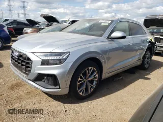 2023 Audi Q8 Premium Plus z VIN WA1EVBF16PD031298, wystawiony jako Copart lot #67919624 z przebiegiem 10 073 mil mil oraz Szkoda całkowita • Salvage title. Historia ofert i sprzedaży dostępna na DreamBid. Obrazek 1.