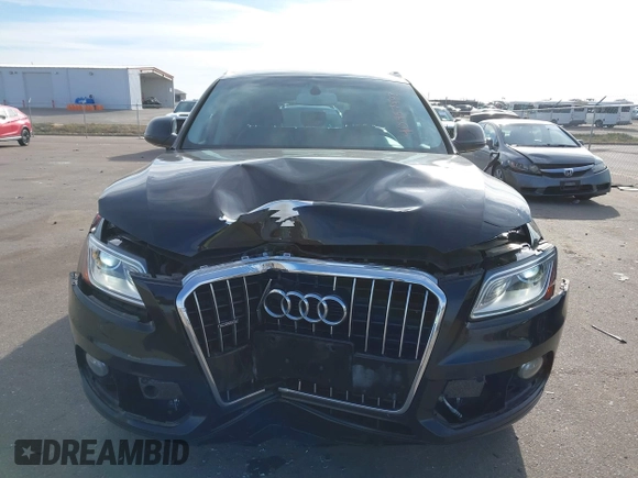 2015 Audi Q5 Premium with VIN WA1CFAFP1FA030479, listed as a IAAI auction lot 40957493 with 103,805 mi miles. Bid and sale history available at carsss.com. Image 12.