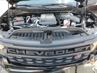 2024 Chevrolet Silverado 1500 Custom Trail Boss with VIN 3GCUDCE83RG218772, listed as a Copart auction lot 44648145 with 8,672 mi miles and Salvage Title. Bid and sale history available at carsss.com. Image 11.