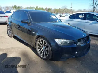 2011 BMW M3 z VIN WBSPM9C53BE203896, wystawiony jako IAAI lot #41928153 z przebiegiem 120 870 mil mil oraz . Historia ofert i sprzedaży dostępna na DreamBid. Obrazek 1.