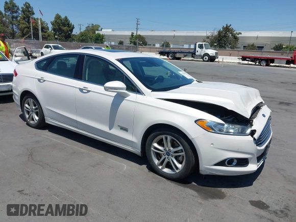 2016 Ford Fusion Titanium z VIN 3FA6P0SU1GR116118, wystawiony jako IAAI lot #42685489 z przebiegiem 138 690 mil mil oraz . Historia ofert i sprzedaży dostępna na DreamBid. Obrazek 1.