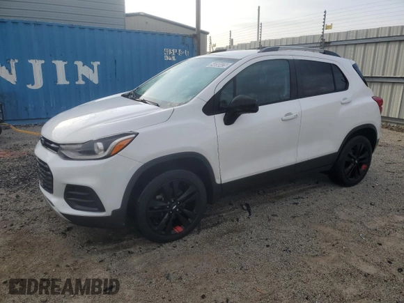 2020 Chevrolet Trax LT with VIN 3GNCJPSB8LL209616, listed as a Copart auction lot 54058425 with 121,011 mi miles and Clean Title. Bid and sale history available at carsss.com. Image 1.