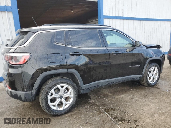 2025 Jeep Compass Latitude с VIN 3C4NJDBN1ST547206, выставлен на аукционе Copart как лот 55503235 с пробегом 5 454 миль миль и Чистый • Clean title. История ставок и продаж доступна на DreamBid. Изображение 3.