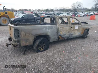 2015 Chevrolet Colorado 2WD WT z VIN 1GCGSAE30F1121633, wystawiony jako IAAI lot #41879775 z przebiegiem Nie podano mil oraz . Historia ofert i sprzedaży dostępna na DreamBid. Obrazek 4.