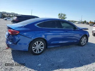 2015 Chrysler 200 Limited z VIN 1C3CCCAB6FN684882, wystawiony jako Copart lot #48881275 z przebiegiem 188 504 mil mil oraz Szkody całkowita. Historia ofert i sprzedaży dostępna na DreamBid. Obrazek 3.