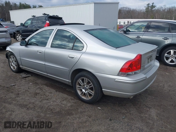 2007 Volvo S60 2.5L Turbo with VIN YV1RH592072609664, listed as a IAAI auction lot 41865512 with 200,528 mi miles. Bid and sale history available at carsss.com. Image 3.