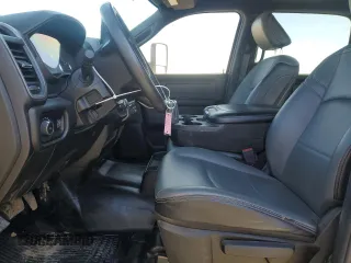 2022 Ram 2500 Tradesman with VIN 3C6UR4HJ0NG138627, listed as a Copart auction lot 47321115 with 80,042 mi miles and Salvage title. Bid and sale history available at DreamBid. Image 7.