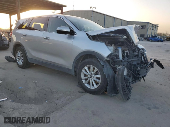 2020 Kia Sorento LX with VIN 5XYPGDA38LG666628, listed as a Copart auction lot 49224265 with 93,704 mi miles and Clean Title. Bid and sale history available at DreamBid. Image 4.