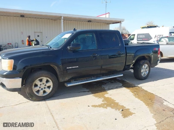 2013 GMC Sierra 1500 SLT with VIN 3GTP2WE71DG146605, listed as a IAAI auction lot 41334159 with 224,640 mi miles. Bid and sale history available at carsss.com. Image 6.