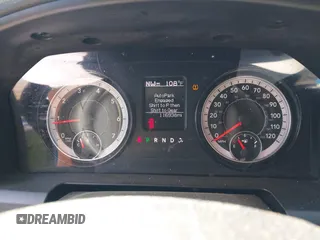 2021 Ram 1500 Tradesman z VIN 3C6RR6KG3MG713414, wystawiony jako IAAI lot #42115083 z przebiegiem 116 938 mil mil oraz . Historia ofert i sprzedaży dostępna na DreamBid. Obrazek 7.