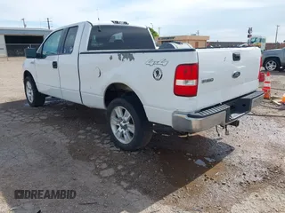2005 Ford F-150 XLT с VIN 1FTPX14585FB41506, выставлен на аукционе IAAI как лот 42256444 с пробегом 174 600 миль миль и . История ставок и продаж доступна на DreamBid. Изображение 3.