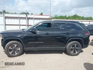 2024 Jeep Grand Cherokee with VIN 1C4RJYB6XRC181771, listed as a IAAI auction lot 42537639 with 39,056 mi miles and . Bid and sale history available at DreamBid. Image 15.