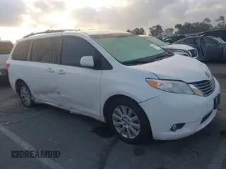 2015 Toyota Sienna Ltd with VIN 5TDDK3DC8FS100841, listed as a IAAI auction lot 41539557 with 219,816 mi miles. Bid and sale history available at carsss.com. Image 13.