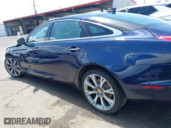2016 Jaguar XJ Portfolio with VIN SAJWA2G73G8V92934, listed as a IAAI auction lot 42557171 with 106,413 mi miles and . Bid and sale history available at DreamBid. Image 14.