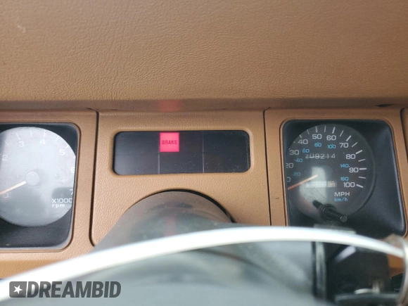 1994 Jeep Wrangler S with VIN 1J4FY19P3RP454623, listed as a Copart auction lot 73473544 with 209,214 mi miles and Clean Title. Bid and sale history available at carsss.com. Image 9.
